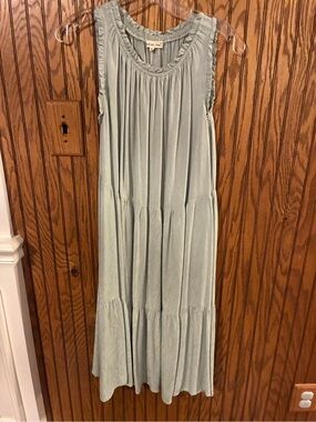 indigo soul Sleeveless Tiered Maxi Dress in Sage